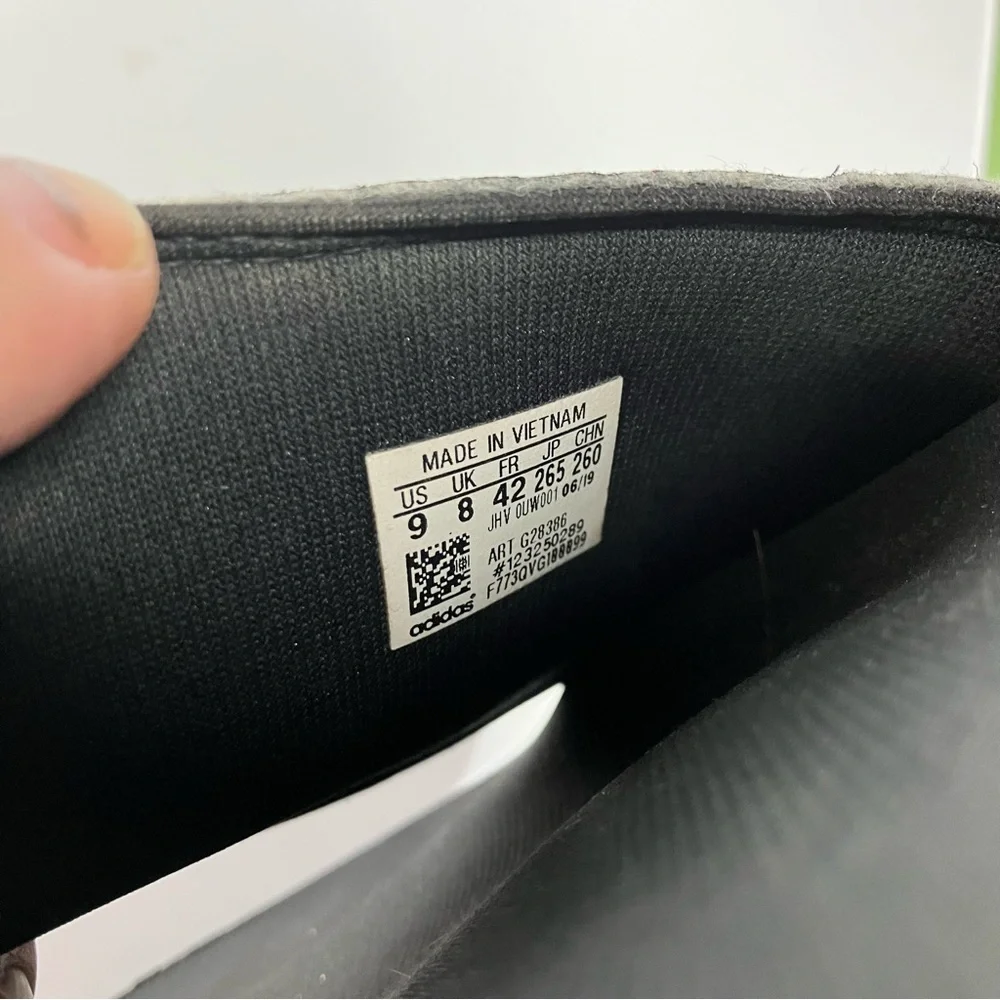 Adidas black & silver Adilette‎ slides size 9